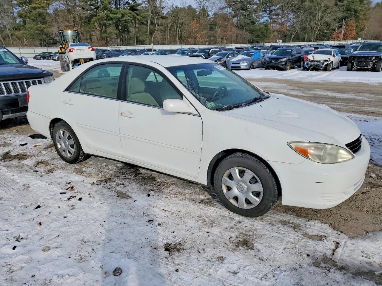 2003 TOYOTA CAMRY LE photo 4