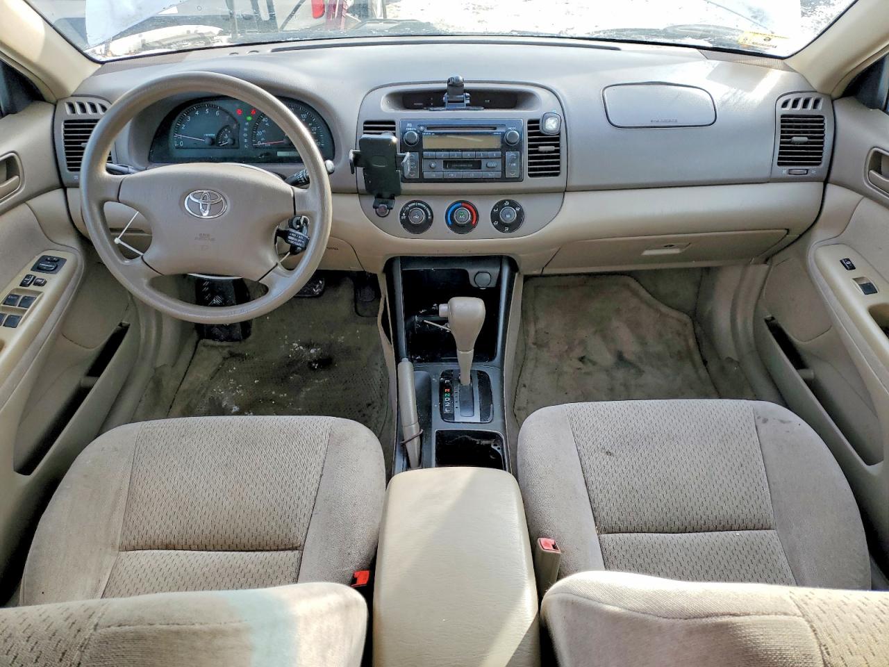 2003 TOYOTA CAMRY LE photo 8