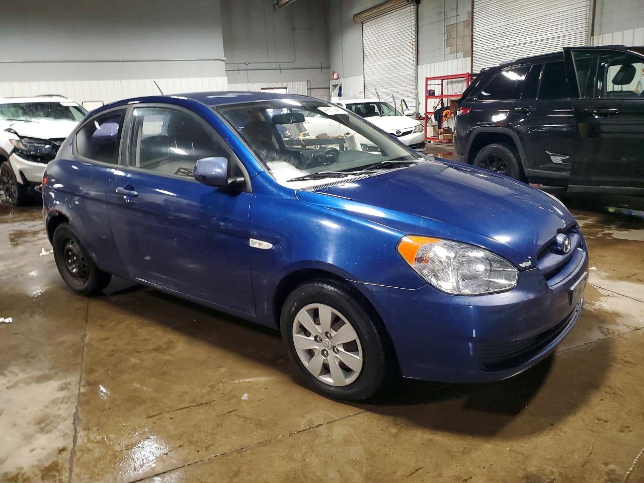 2010 HYUNDAI ACCENT BLUE photo 4