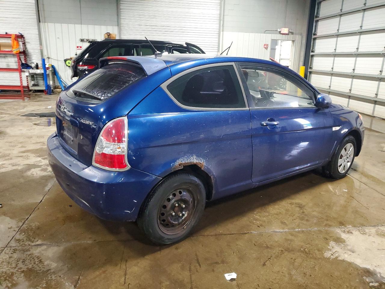 2010 HYUNDAI ACCENT BLUE photo 3