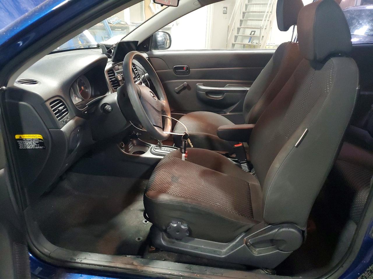 2010 HYUNDAI ACCENT BLUE photo 7