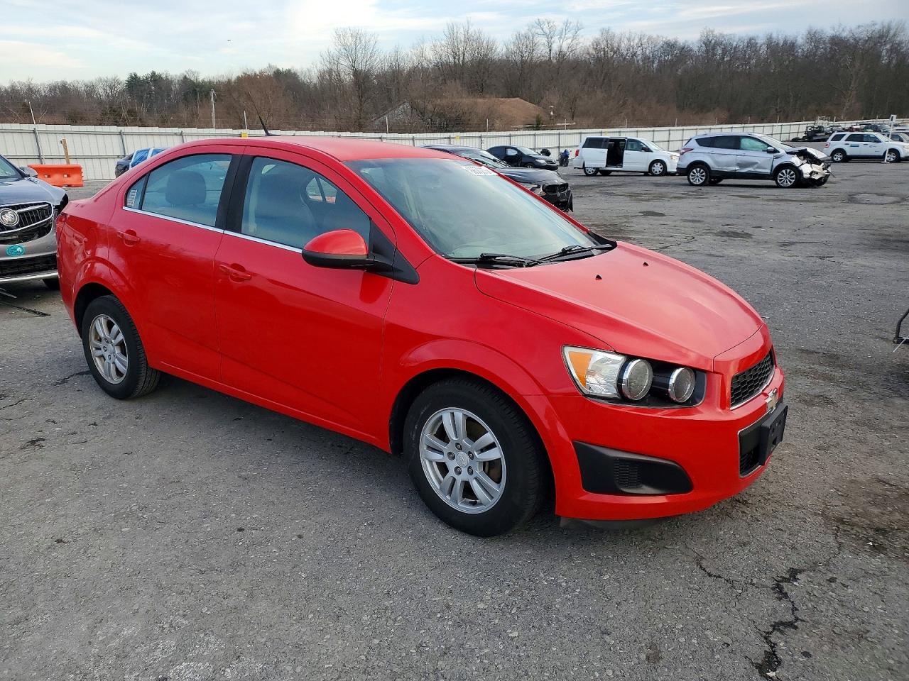 2014 CHEVROLET SONIC LT photo 4