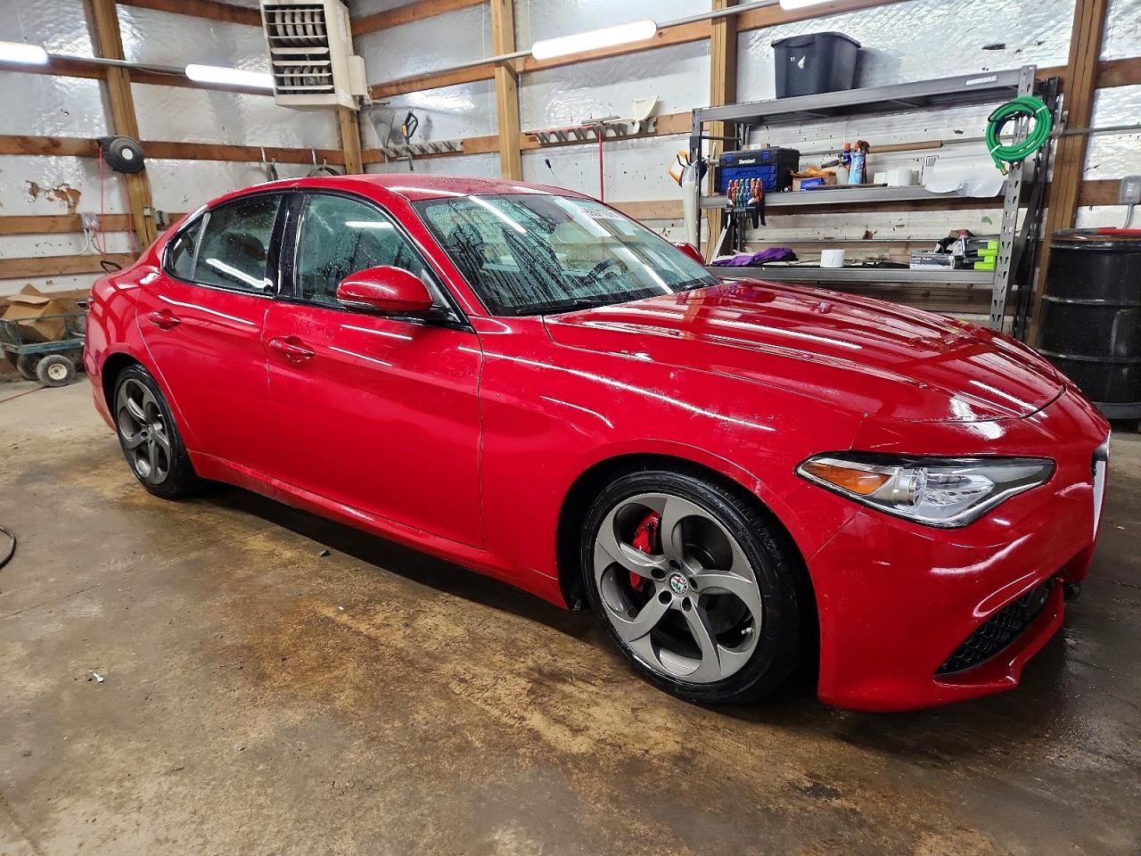 2017 ALFA ROMEO GIULIA photo 4