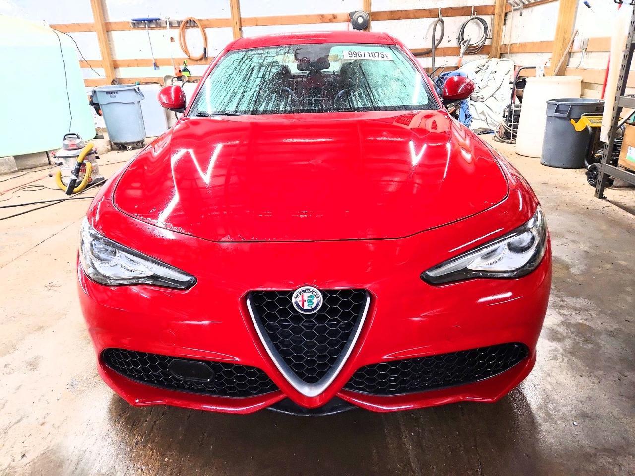 2017 ALFA ROMEO GIULIA photo 5