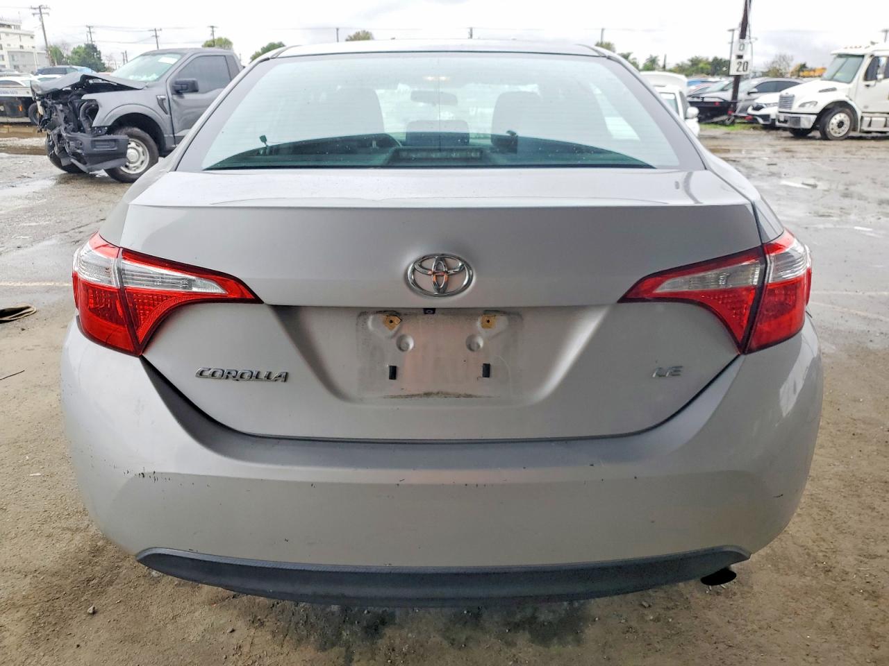 2015 TOYOTA COROLLA L photo 6