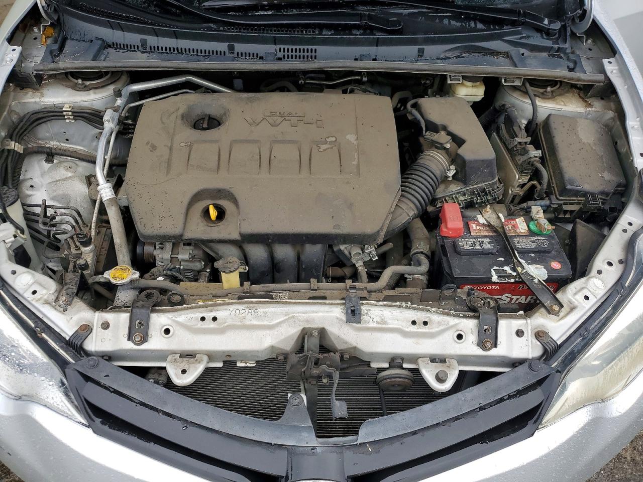 2015 TOYOTA COROLLA L photo 11