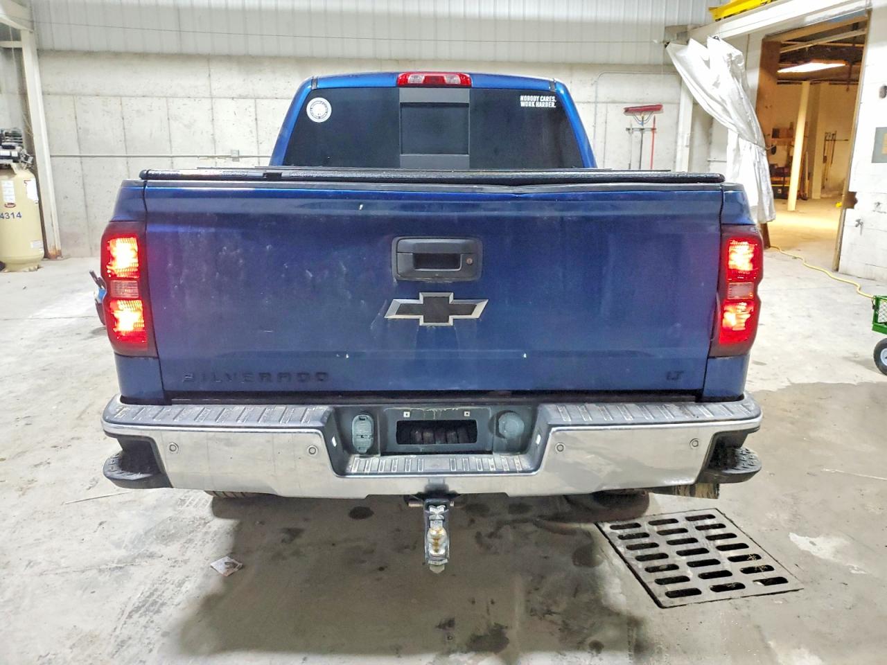 2016 CHEVROLET SILVERADO K1500 LT photo 6