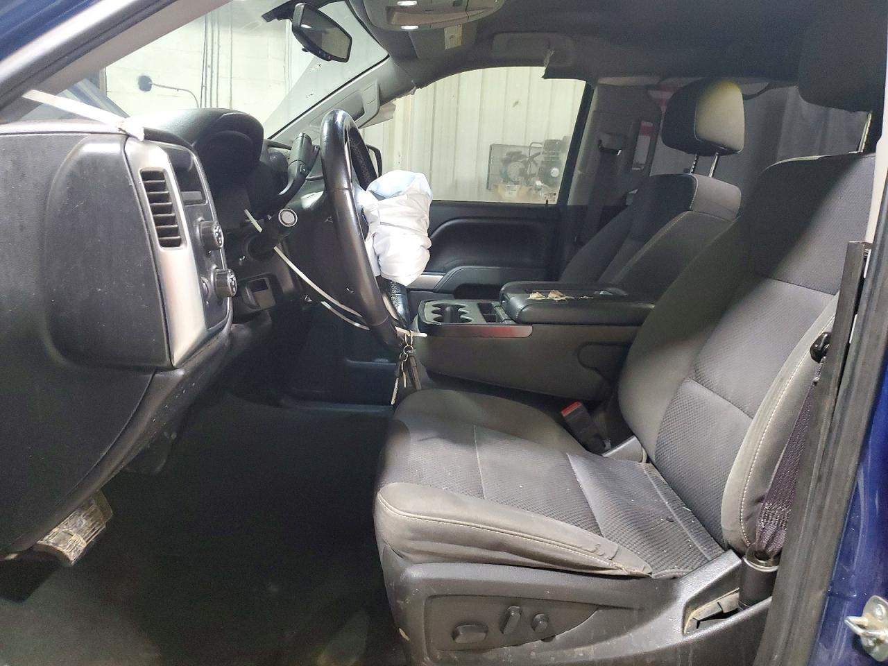 2016 CHEVROLET SILVERADO K1500 LT photo 7