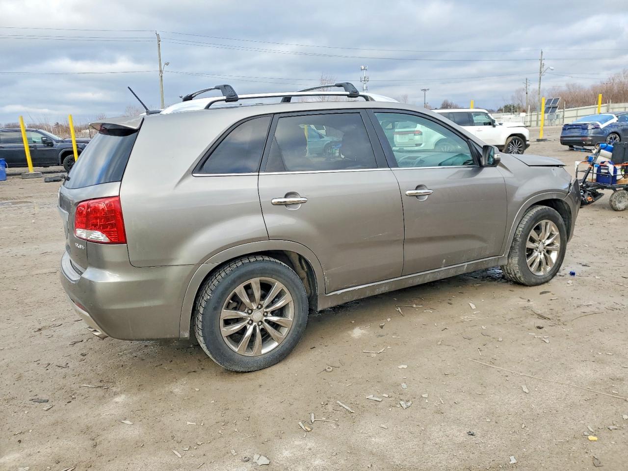 2013 KIA SORENTO SX photo 3
