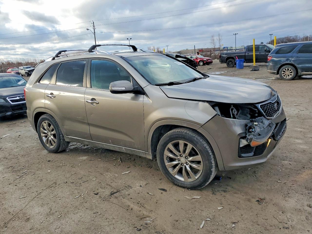 2013 KIA SORENTO SX photo 4