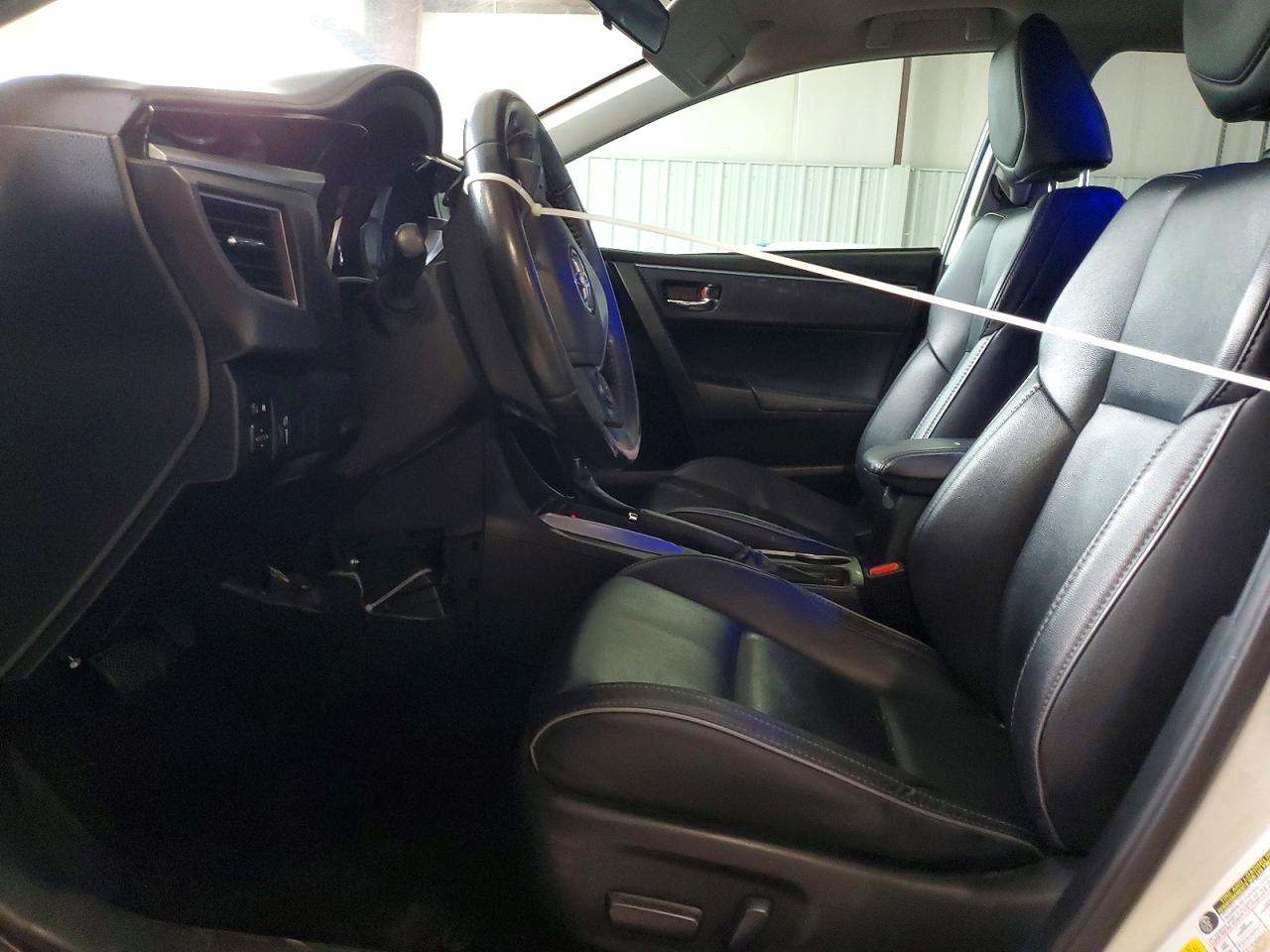 2016 TOYOTA COROLLA L photo 7