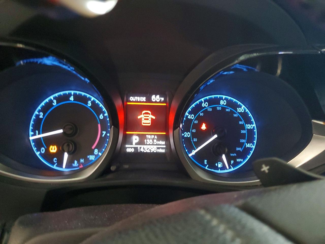 2016 TOYOTA COROLLA L photo 9