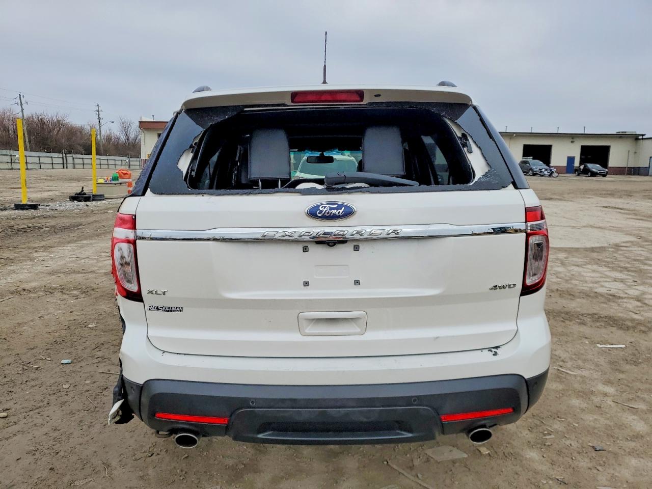 2015 FORD EXPLORER XLT photo 6