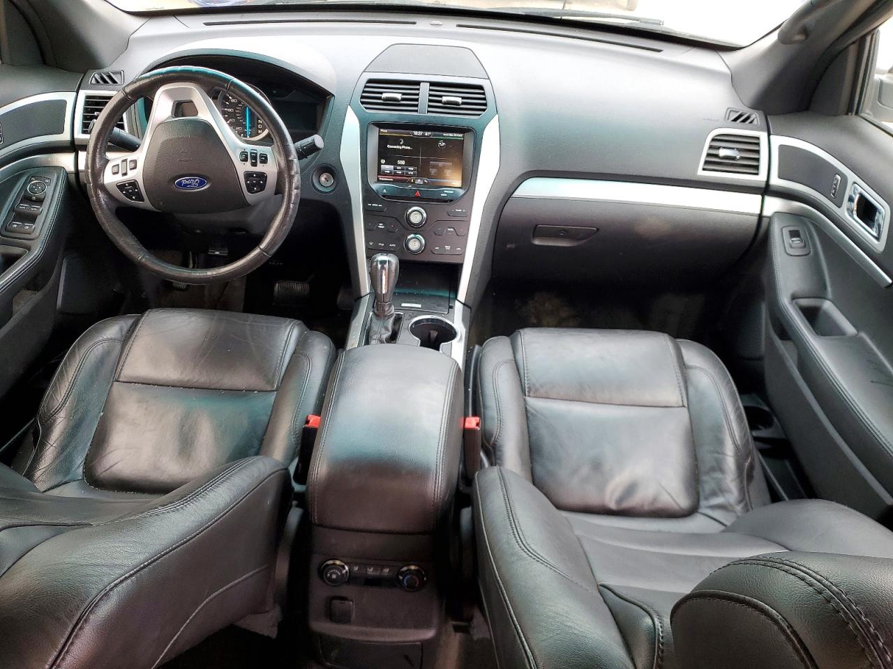 2015 FORD EXPLORER XLT photo 8