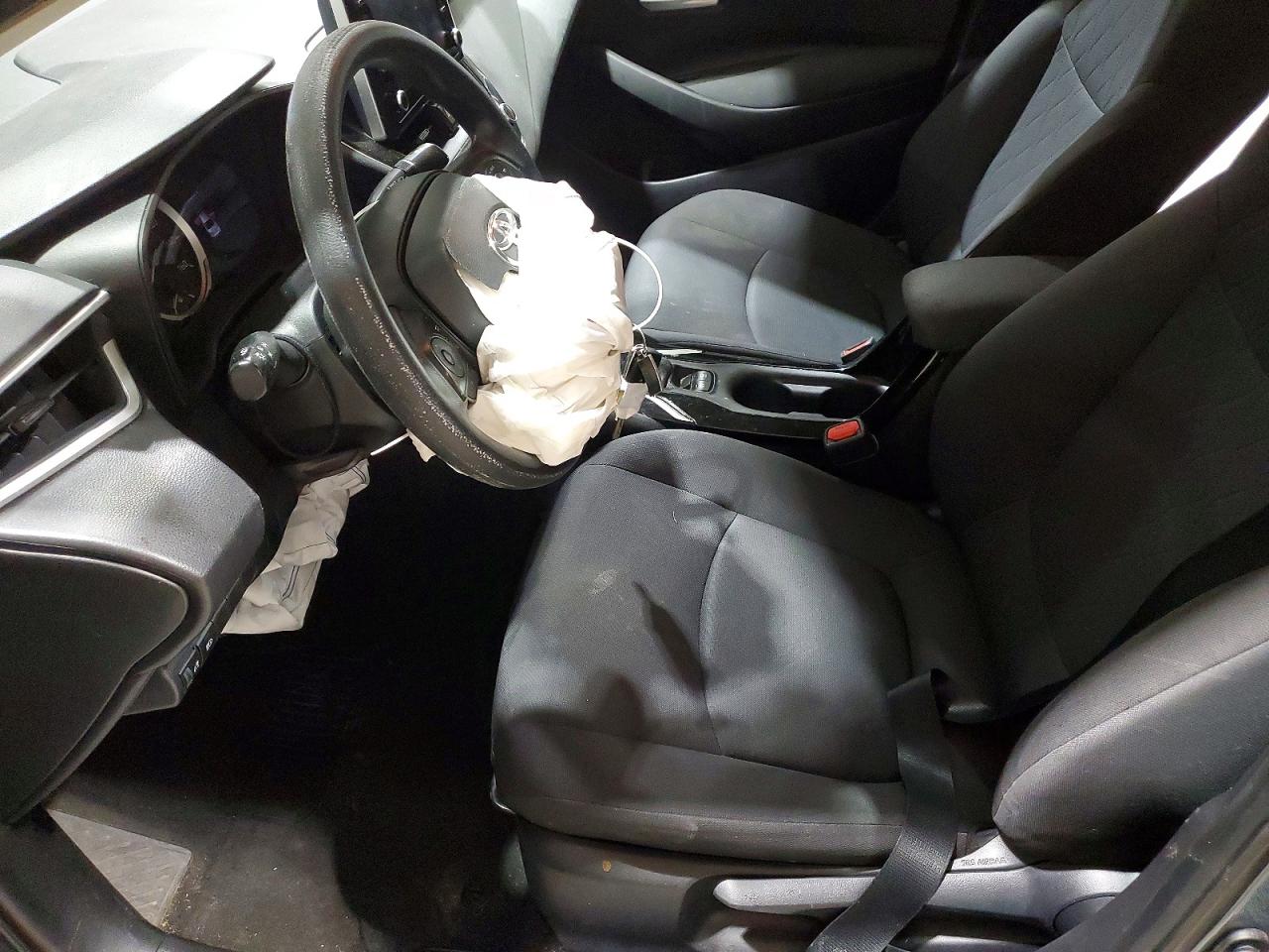 2021 TOYOTA COROLLA LE photo 7