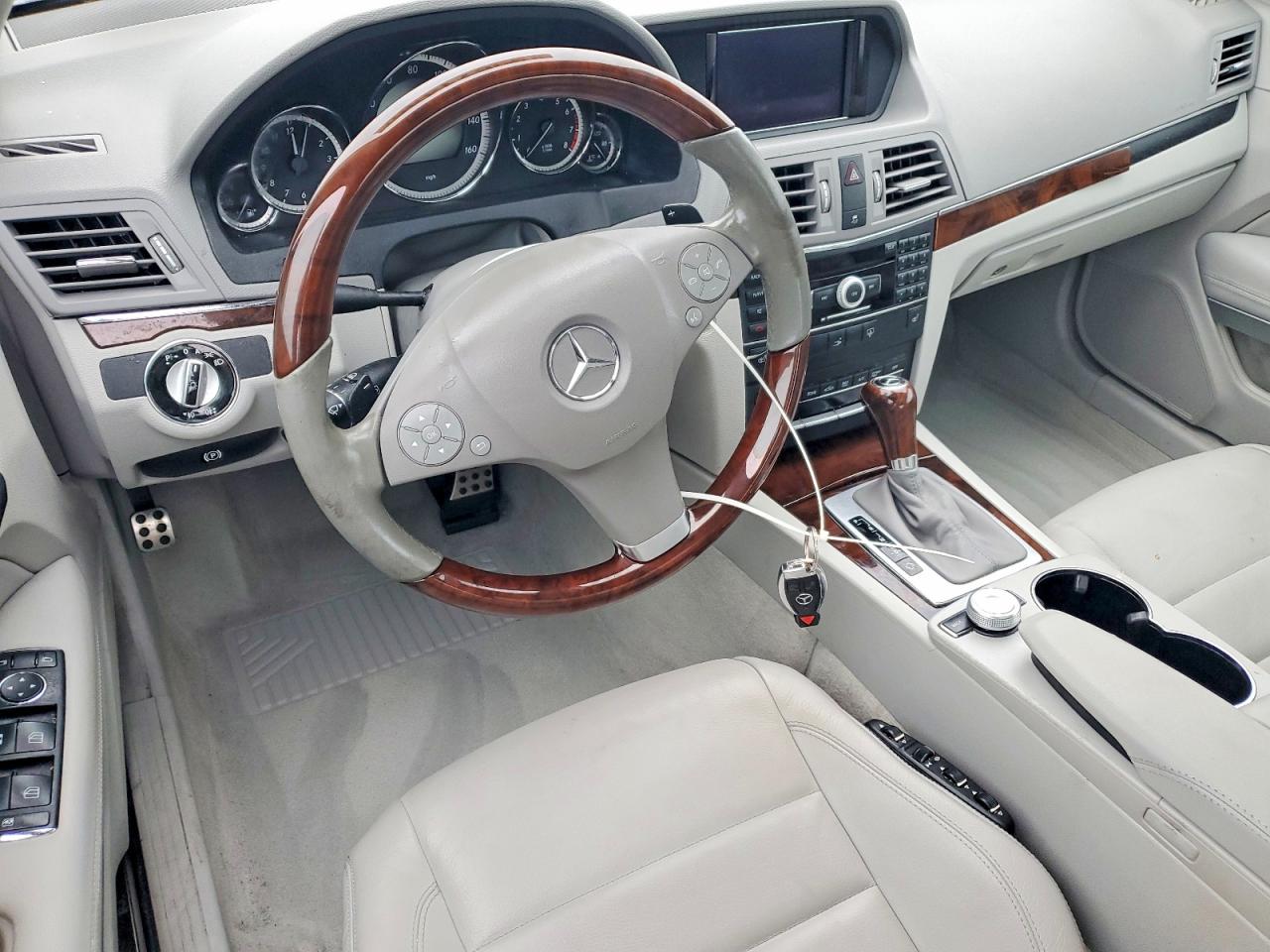 2010 MERCEDES-BENZ E 350 photo 8