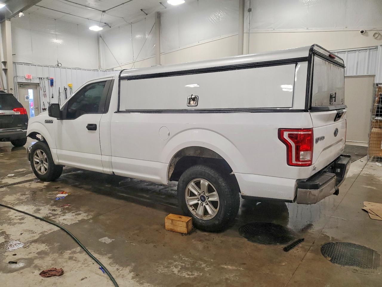 2016 FORD F150 photo 2