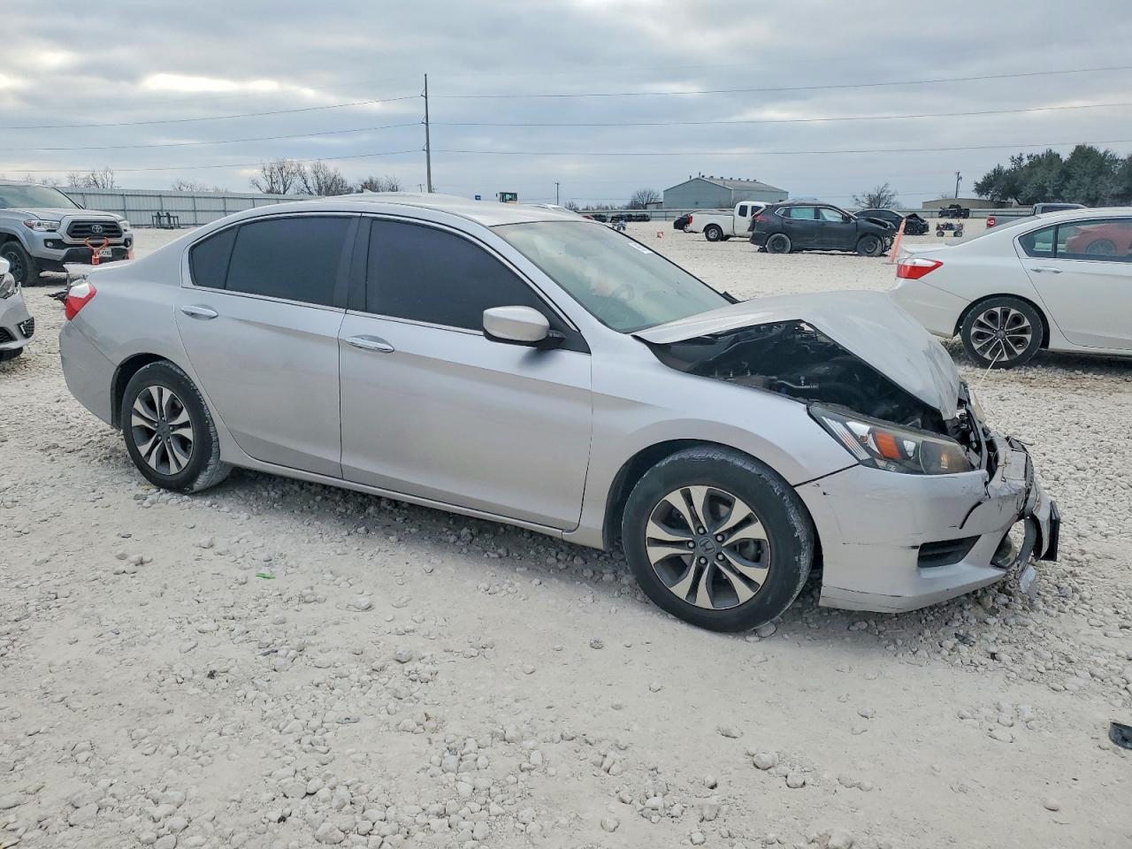 2013 HONDA ACCORD LX photo 4