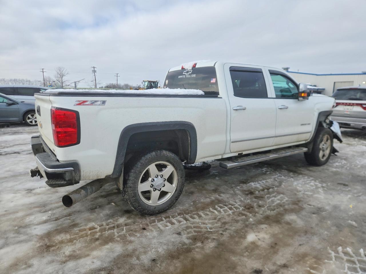 2015 CHEVROLET SILVERADO K2500 HEAVY DUTY LTZ photo 3