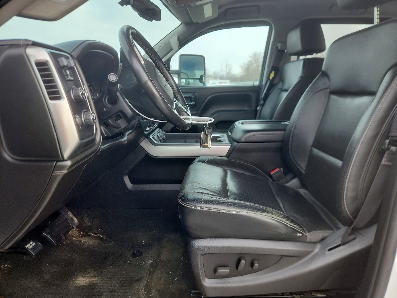 2015 CHEVROLET SILVERADO K2500 HEAVY DUTY LTZ photo 7