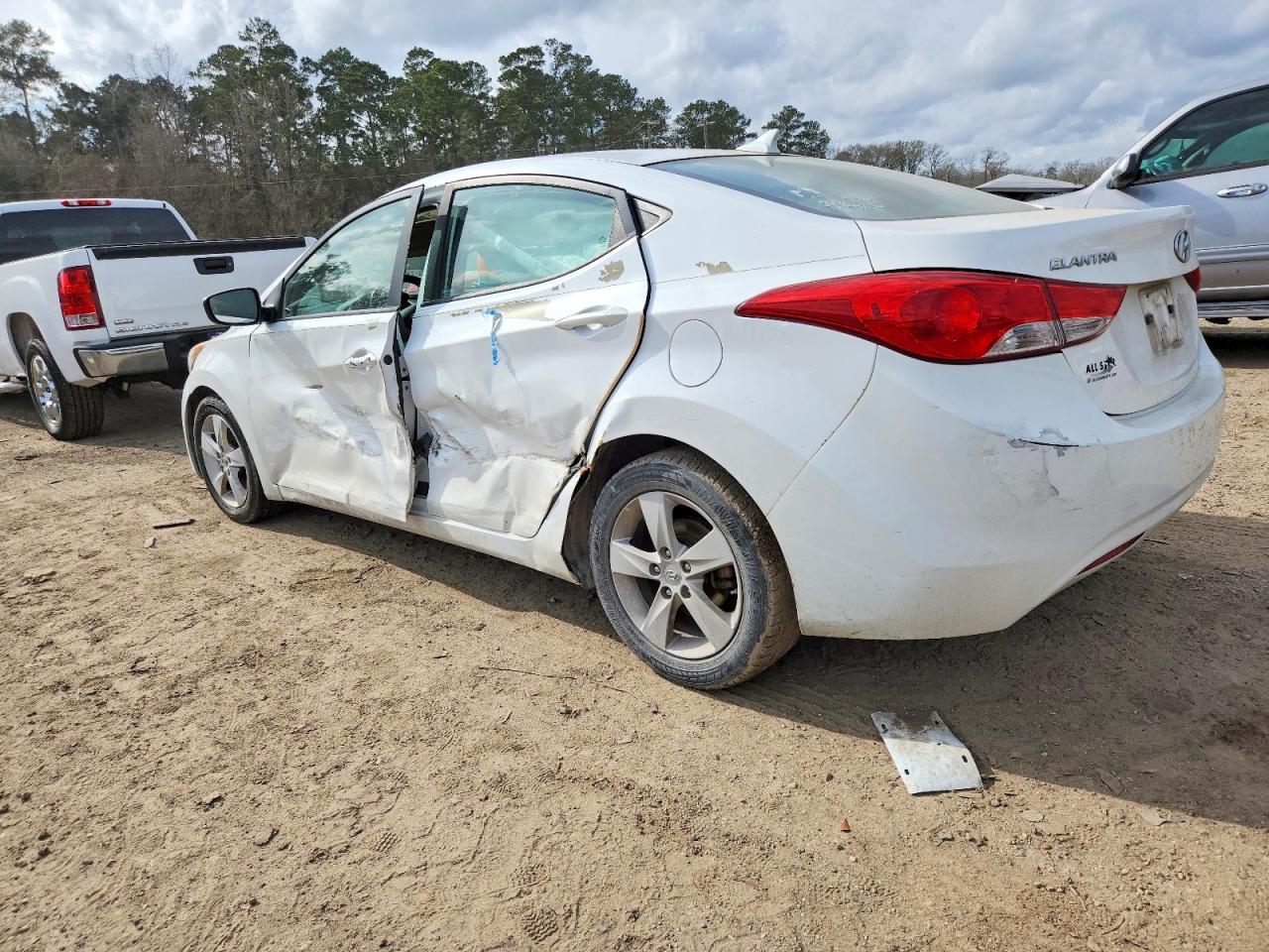 2013 HYUNDAI ELANTRA GLS photo 4