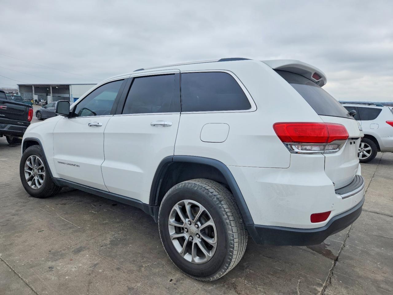 2015 JEEP GRAND CHEROKEE LIMITED photo 2