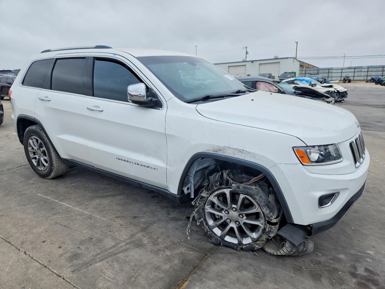 2015 JEEP GRAND CHEROKEE LIMITED photo 4