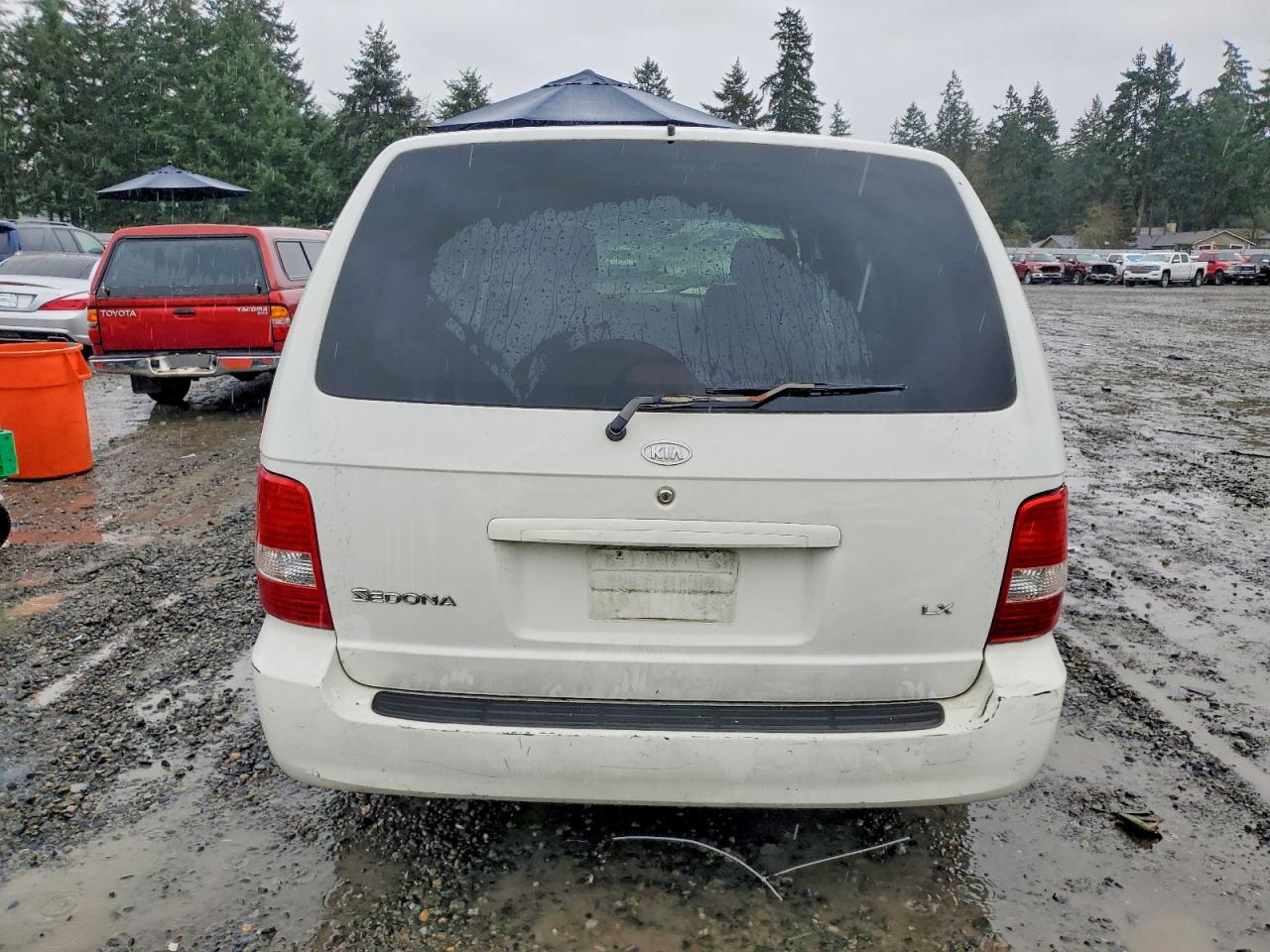 2005 KIA SEDONA photo 6