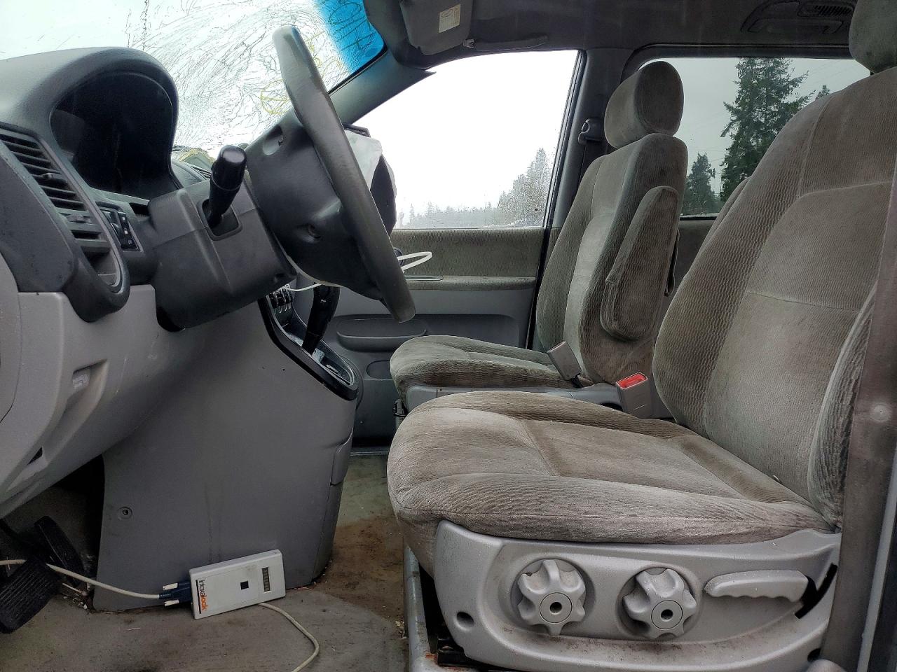 2005 KIA SEDONA photo 7