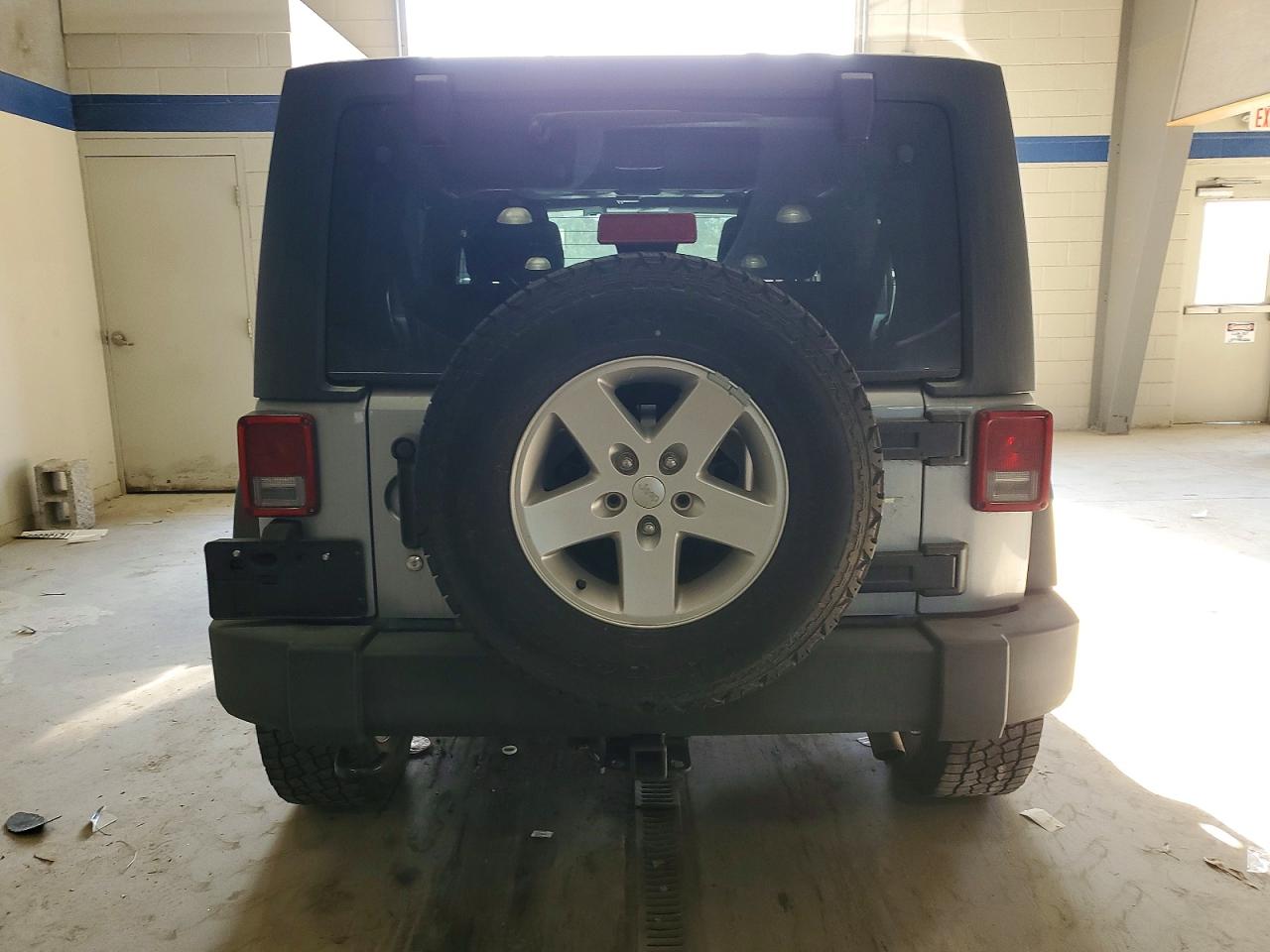 2015 JEEP WRANGLER UNLIMITED SPORT photo 6