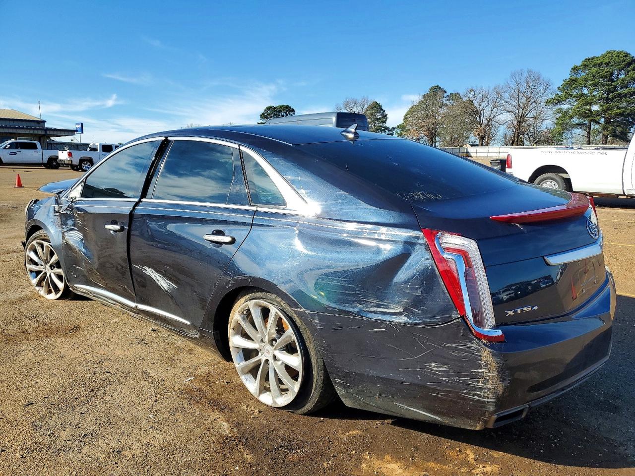 2013 CADILLAC XTS PREMIUM COLLECTION photo 2