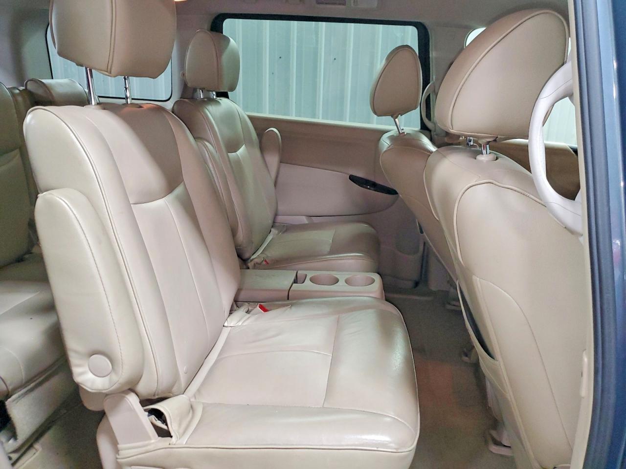 2013 NISSAN QUEST S photo 11