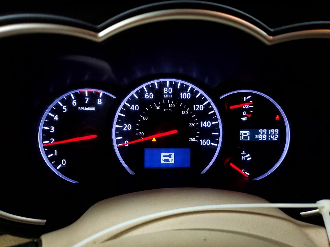 2013 NISSAN QUEST S photo 9