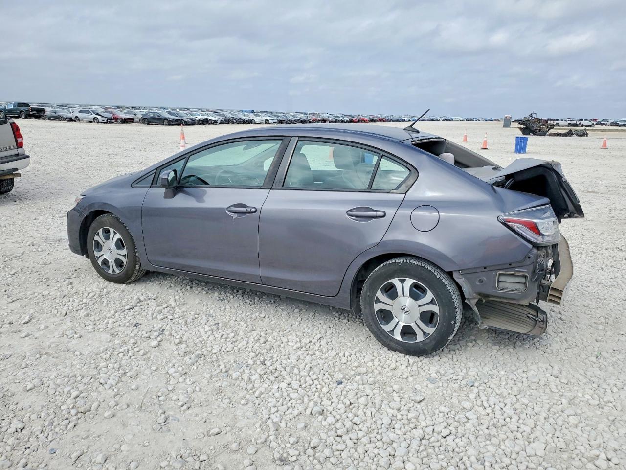 2015 HONDA CIVIC HYBRID photo 2