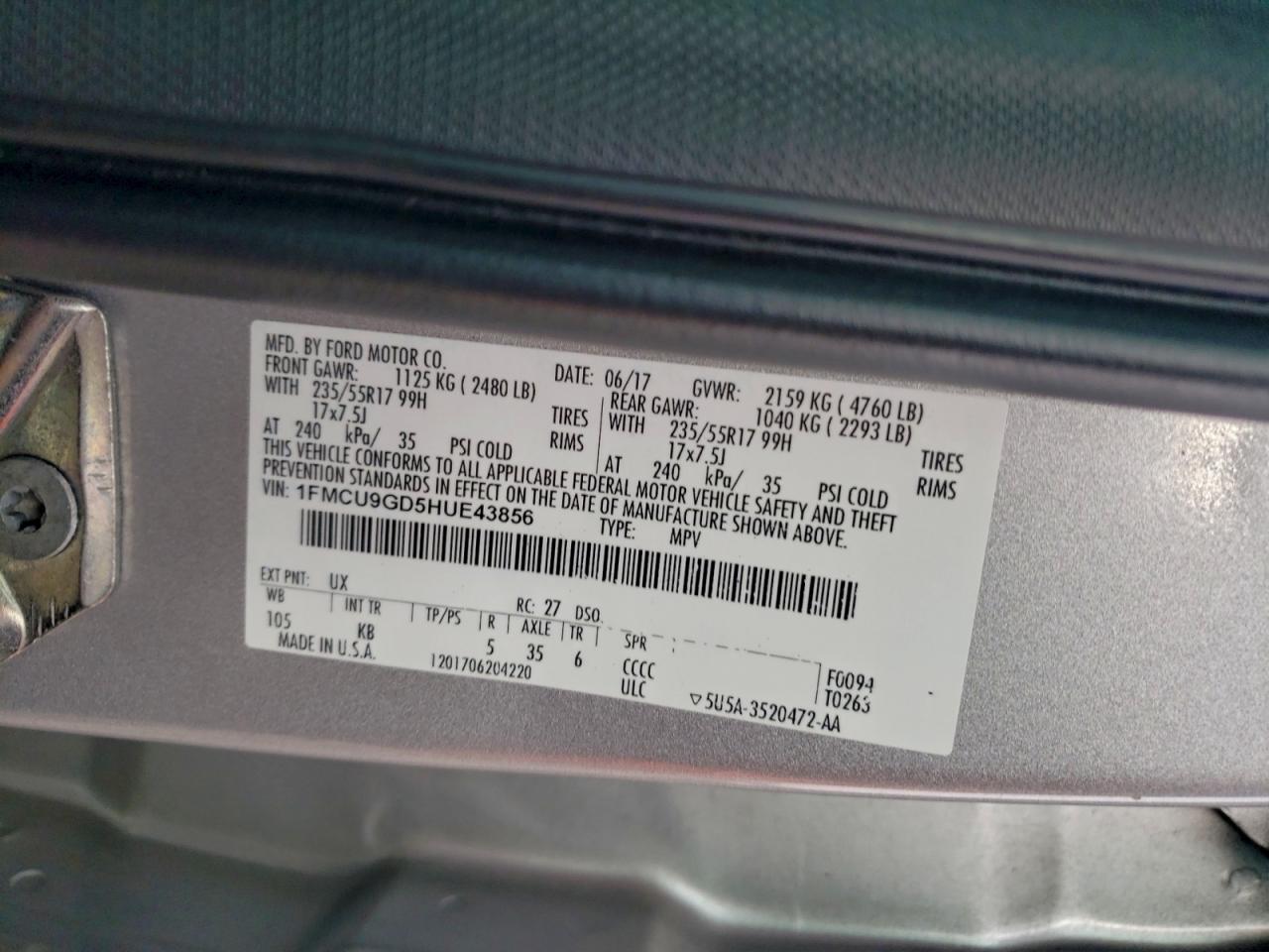 2017 FORD ESCAPE SE photo 12