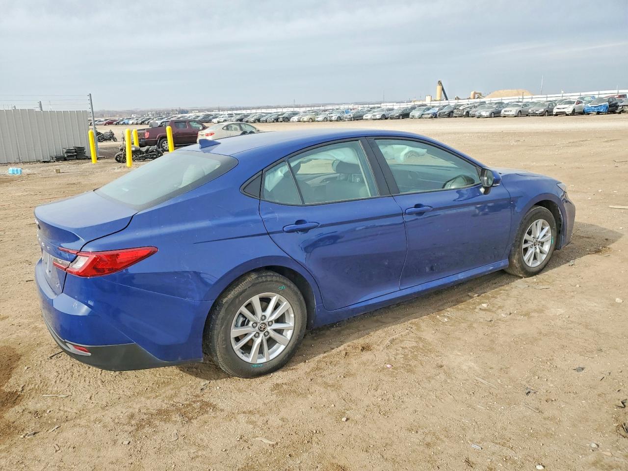 2025 TOYOTA CAMRY XSE photo 3