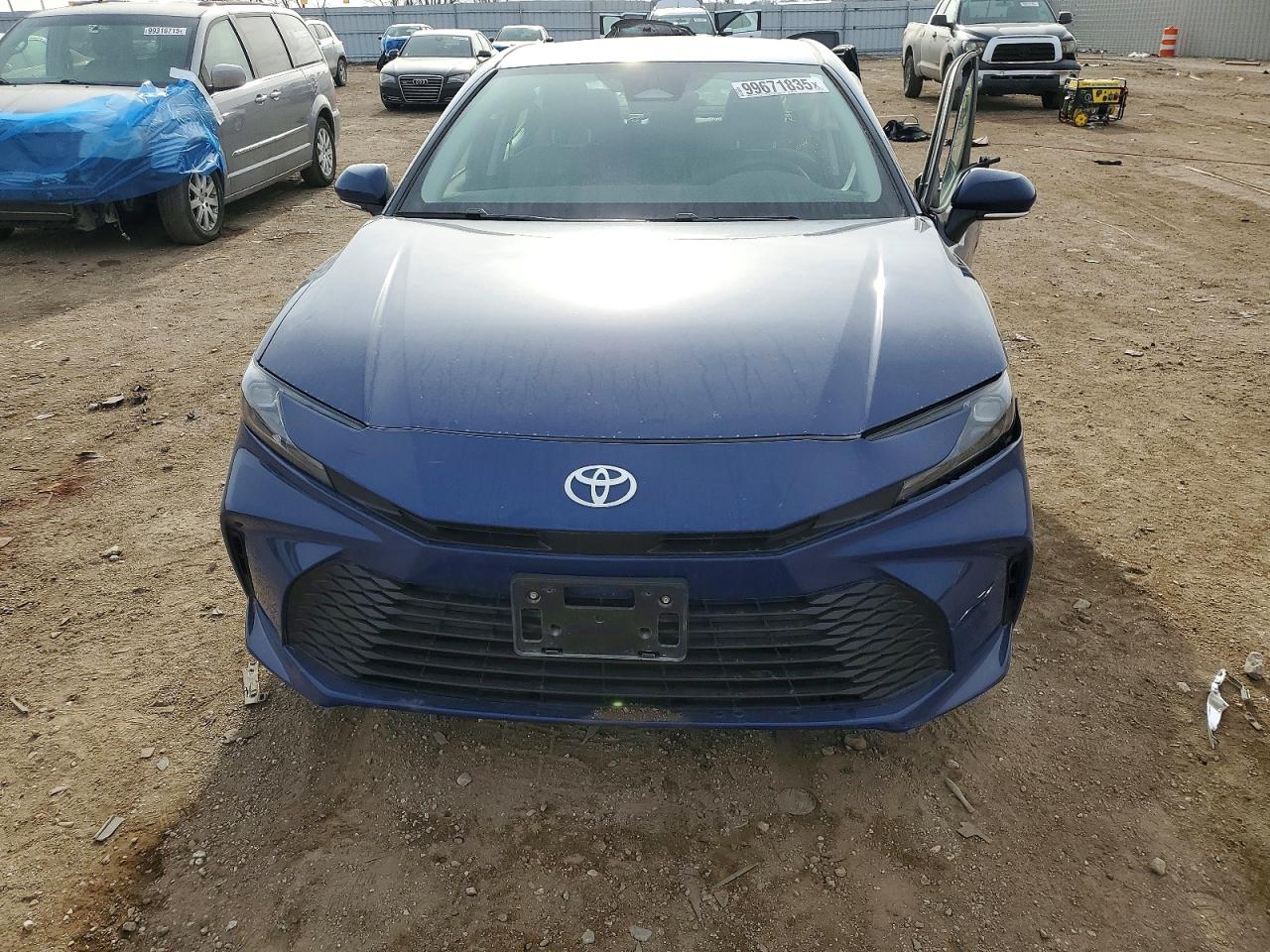 2025 TOYOTA CAMRY XSE photo 5