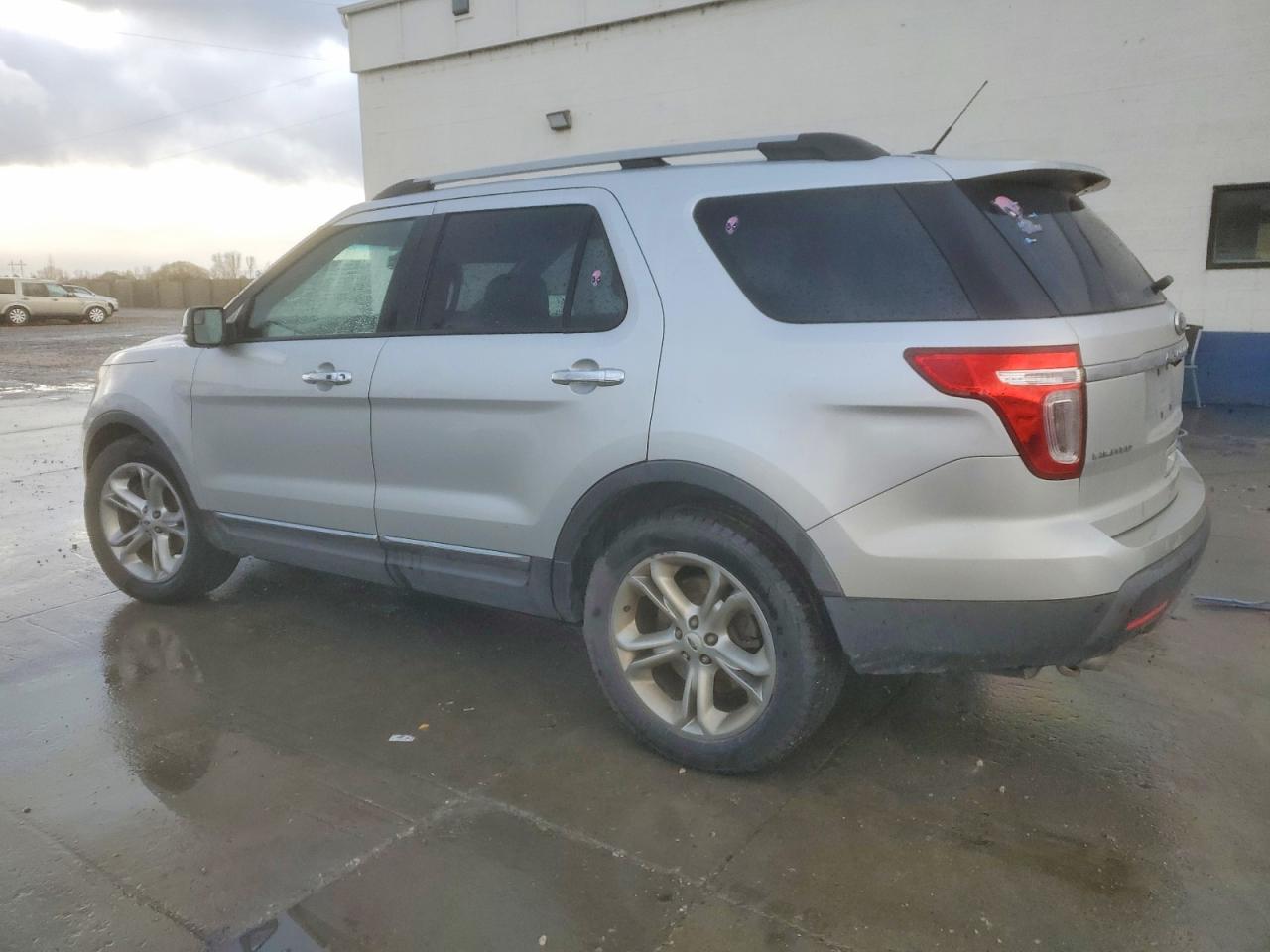 2015 FORD EXPLORER LIMITED photo 2