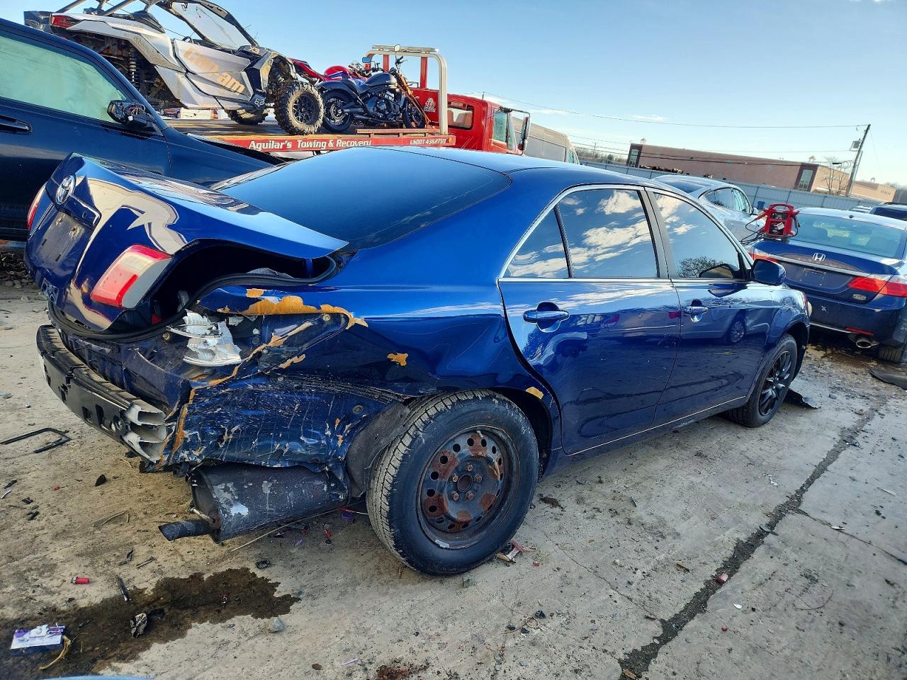 2009 TOYOTA CAMRY BASE photo 3