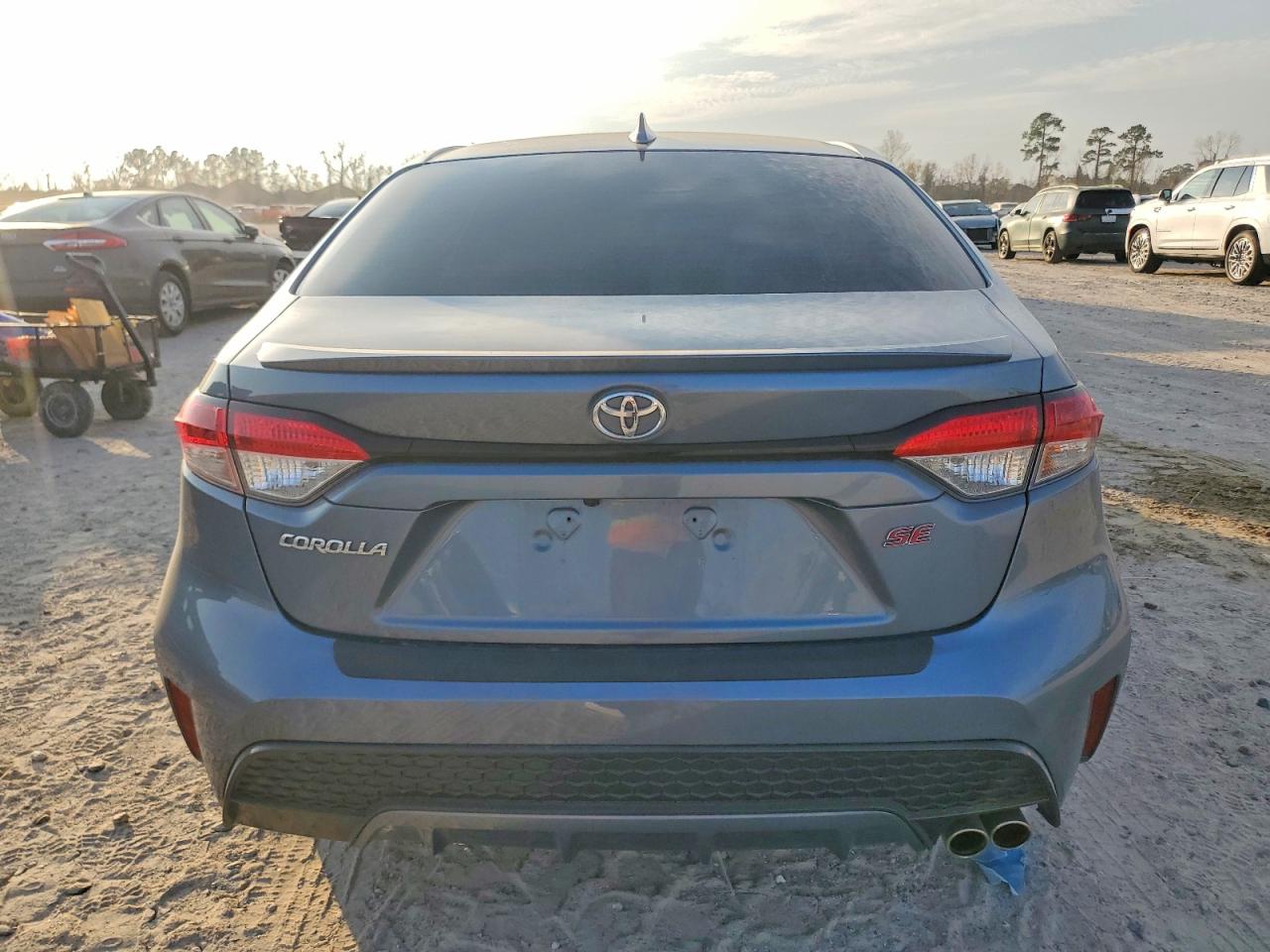 2021 TOYOTA COROLLA SE photo 11