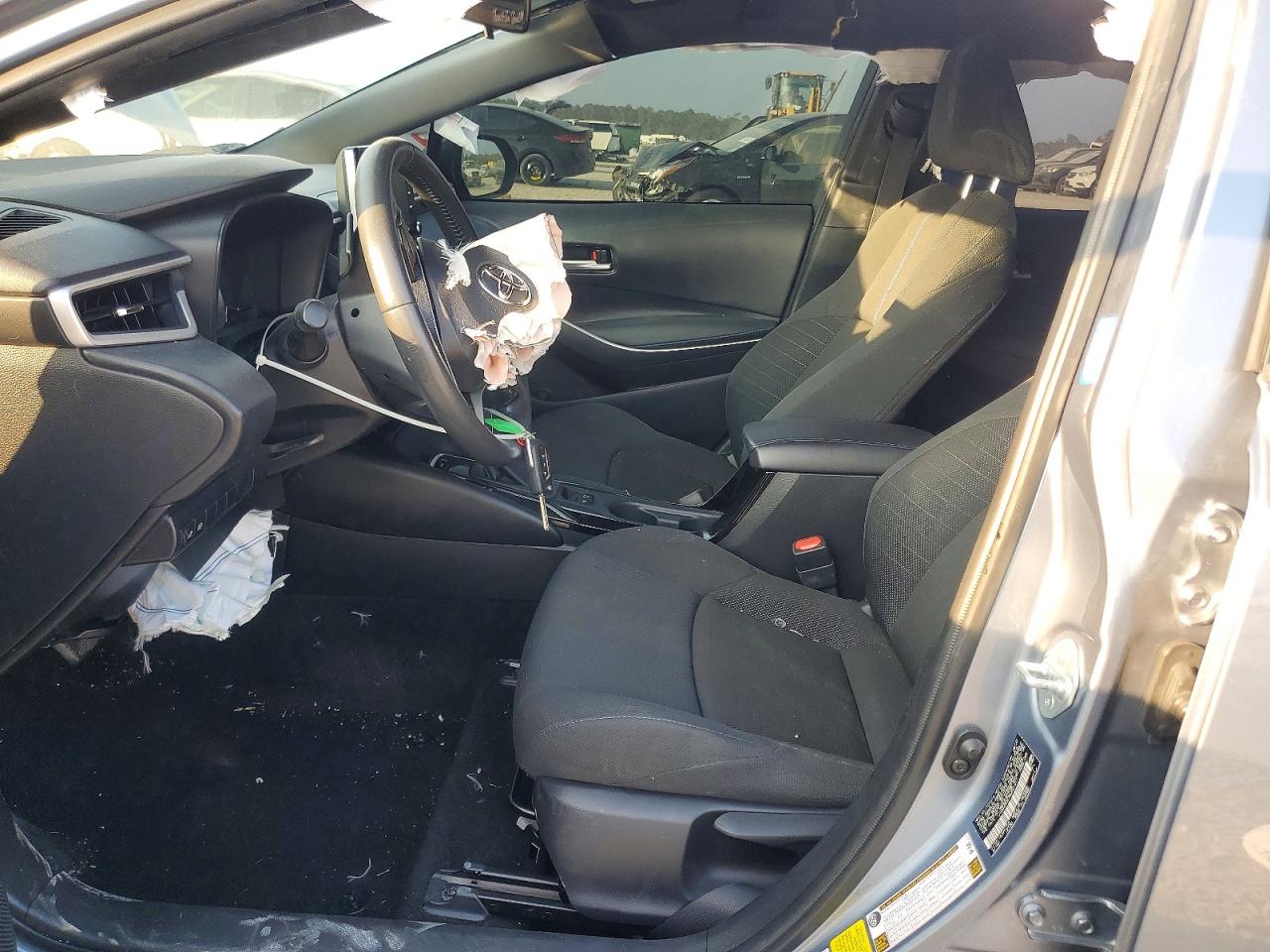 2021 TOYOTA COROLLA SE photo 13