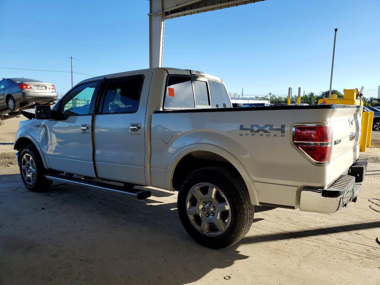 2013 FORD F150 SUPERCREW photo 2