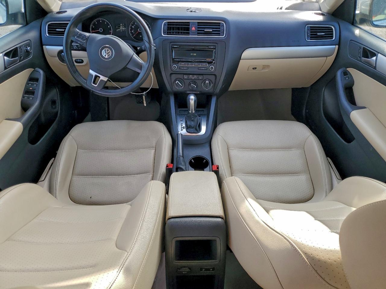 2013 VOLKSWAGEN JETTA SE photo 8