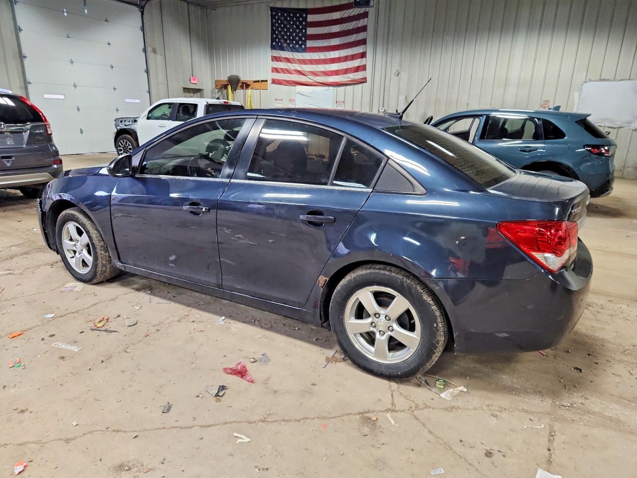 2014 CHEVROLET CRUZE LT photo 2