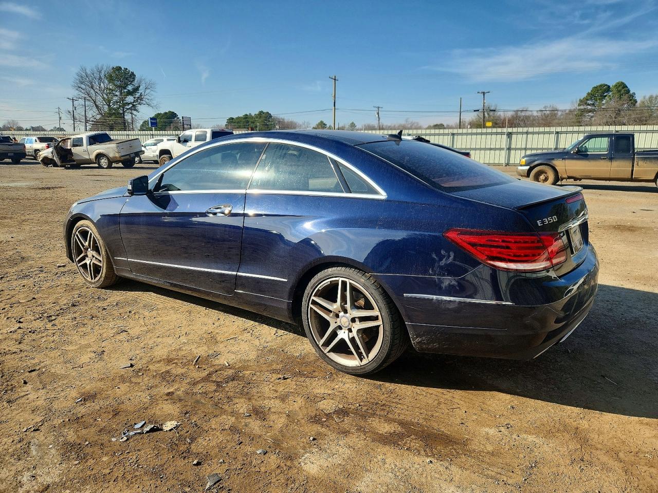 2014 MERCEDES-BENZ E 350 4MATIC photo 2