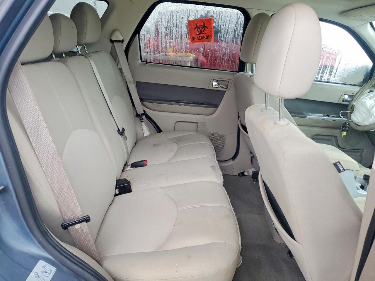 2010 MERCURY MARINER photo 11