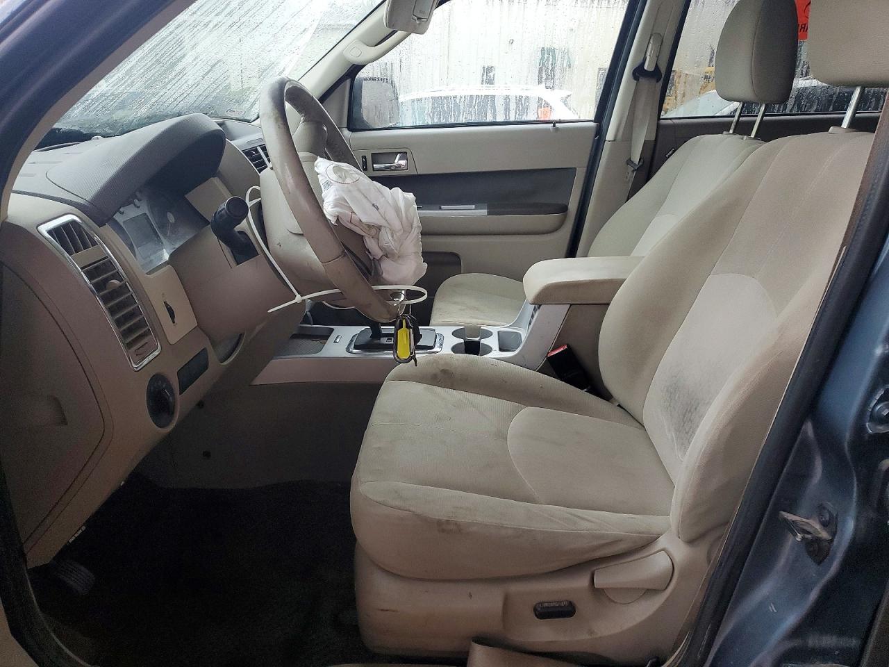 2010 MERCURY MARINER photo 7