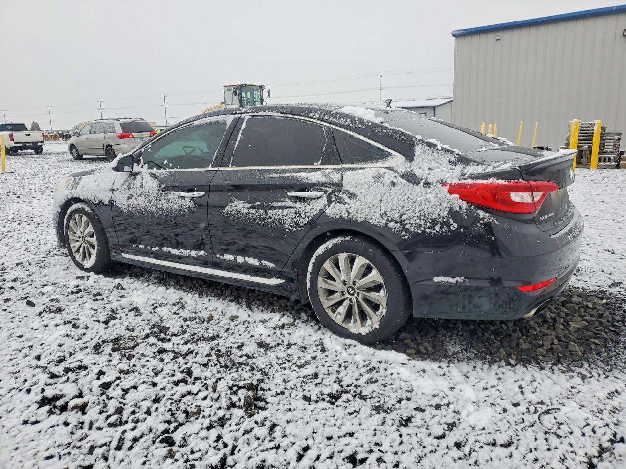 2017 HYUNDAI SONATA SPORT photo 2
