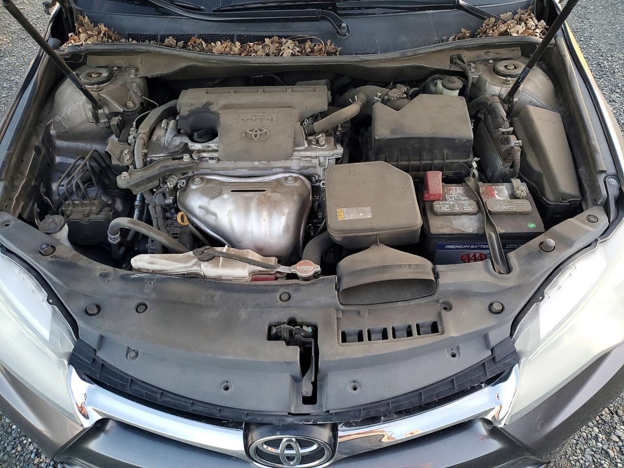 2016 TOYOTA CAMRY LE photo 11