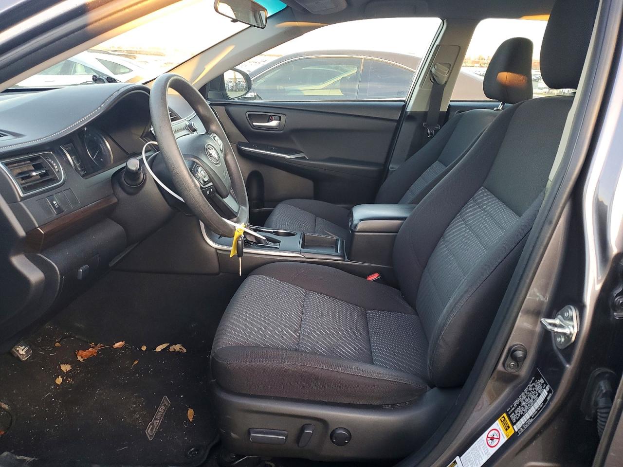2016 TOYOTA CAMRY LE photo 7